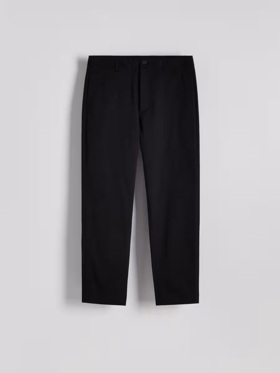 Leisure Fit Chino Trousers