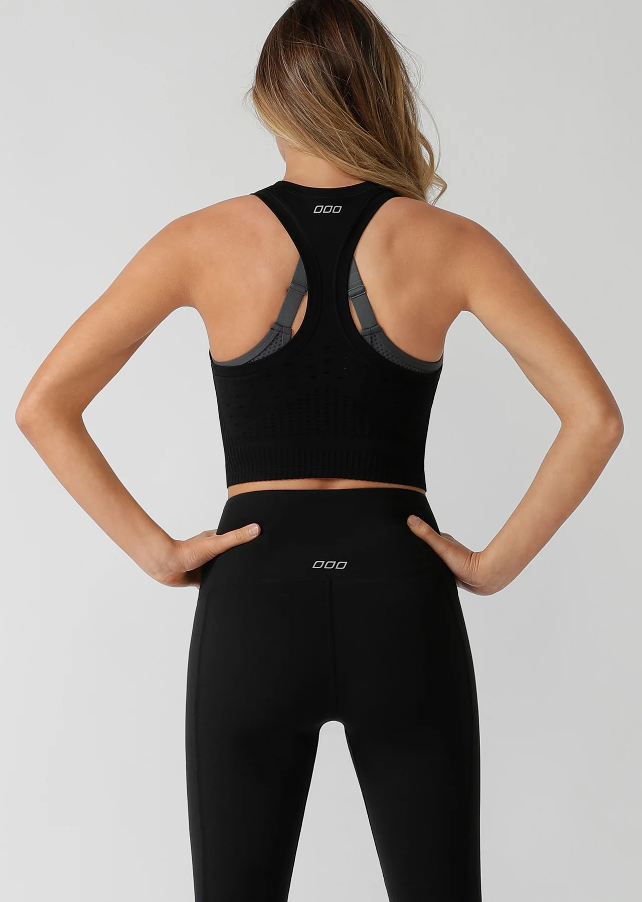 Contour Seamless Cropped Tank