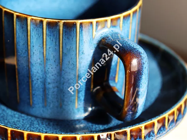 Filiżanka ze spodkiem0,22 L/ 14 cmAltom Design - Reactive Stripes 07.RS.FS22