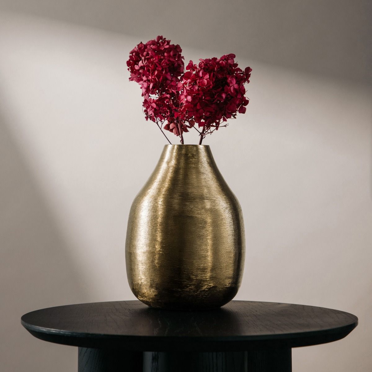 Wazon GIRONA metalowy złoty 15x15x21 cm