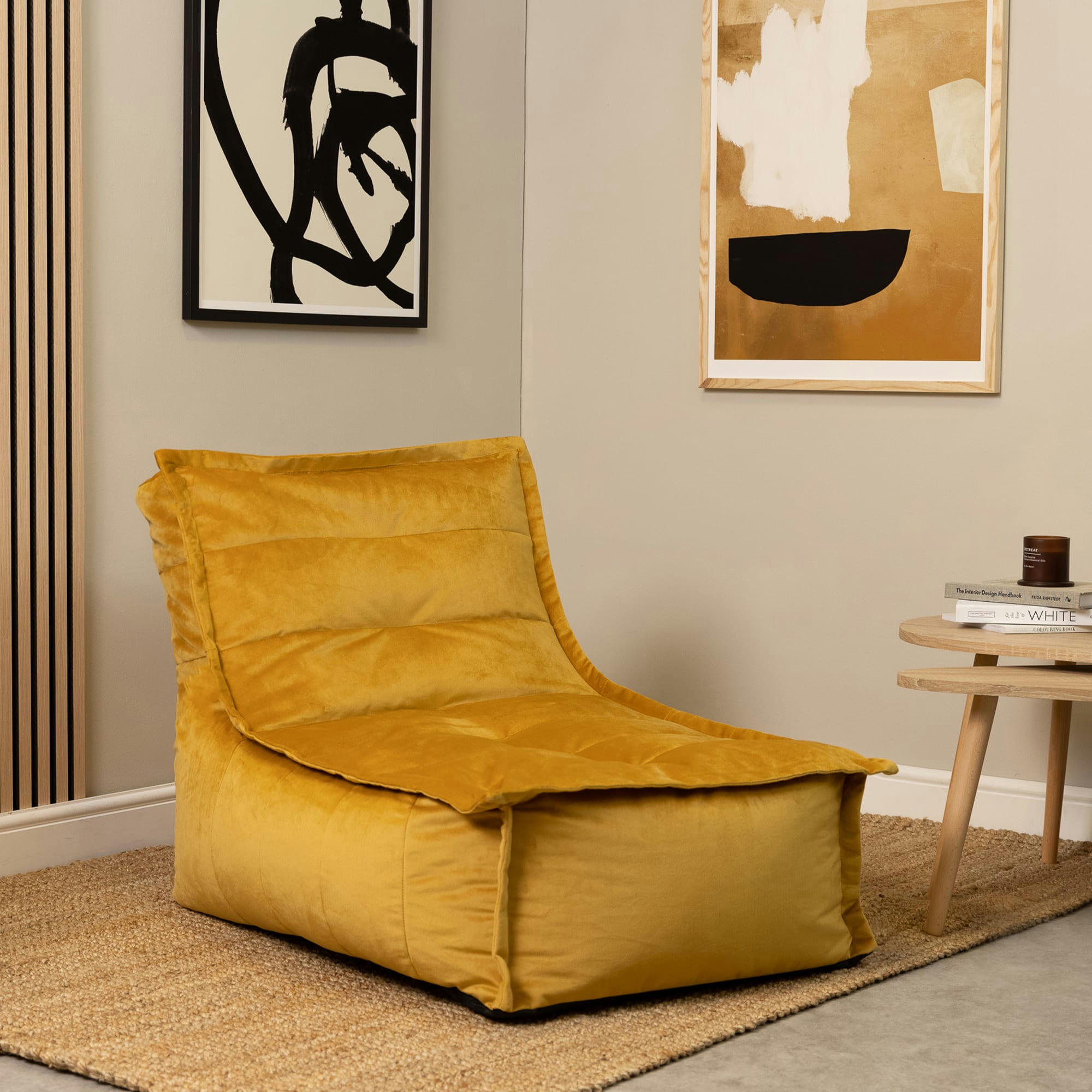 DOLCE - Pouf velours jaune ocre