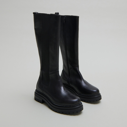 Bottes à bouts ronds et semelles crantée...en cuir noir | ADAL