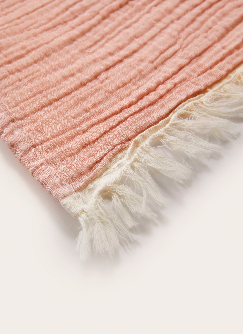 PLAID EN GAZE DE COTON RAYÉ TERRACOTTA