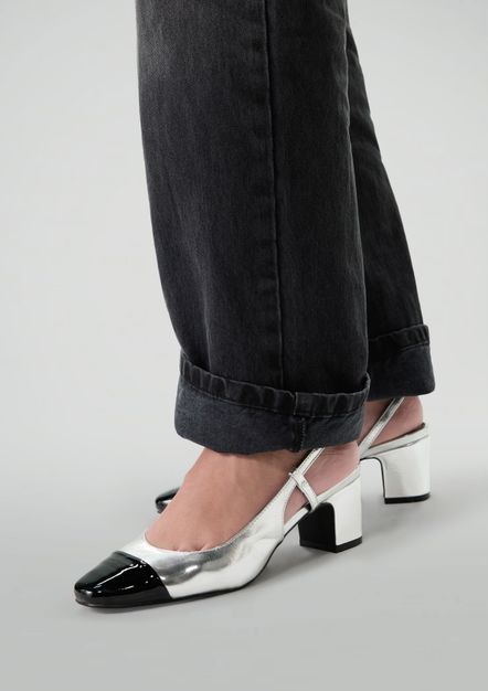 Zilveren metallic slingbacks met blokhak