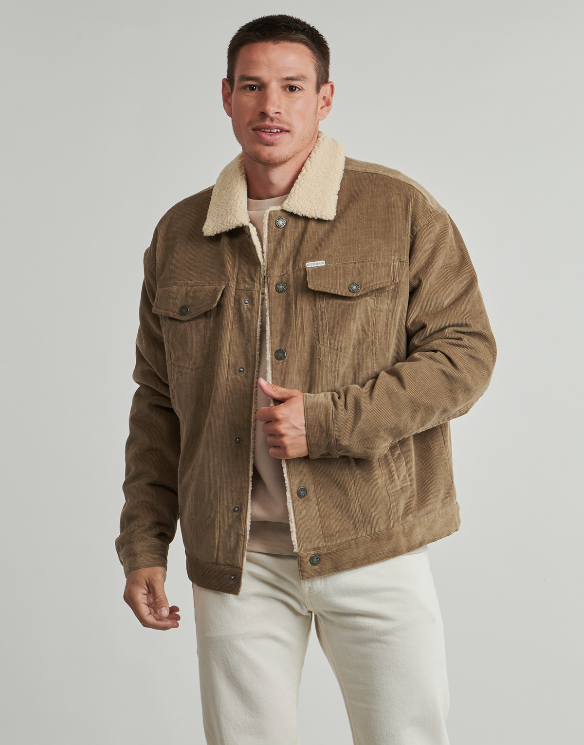 Guess - TRUCKER JACKET - Camel