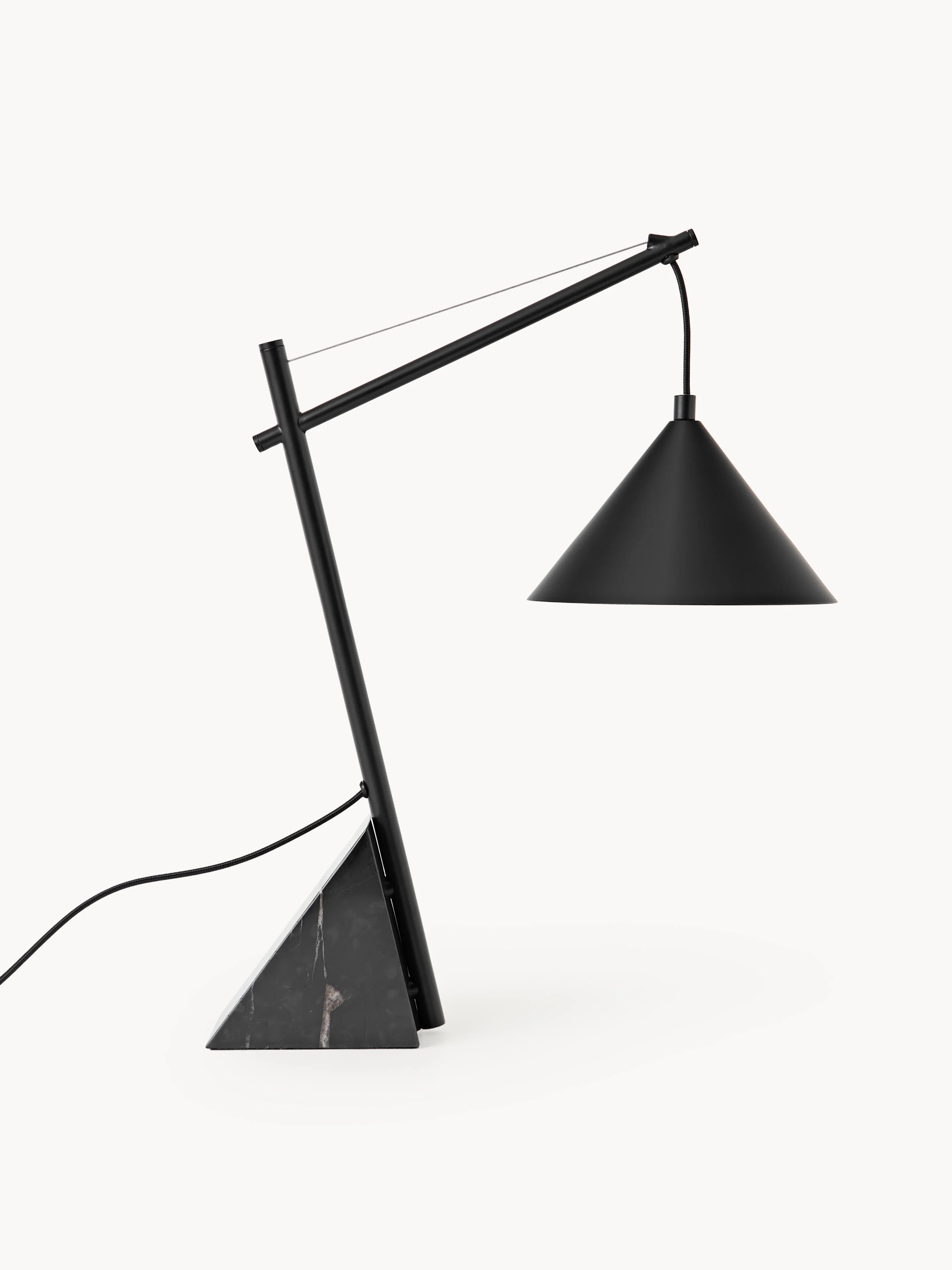 Tischlampe Reyna mit Travertin-Fuß