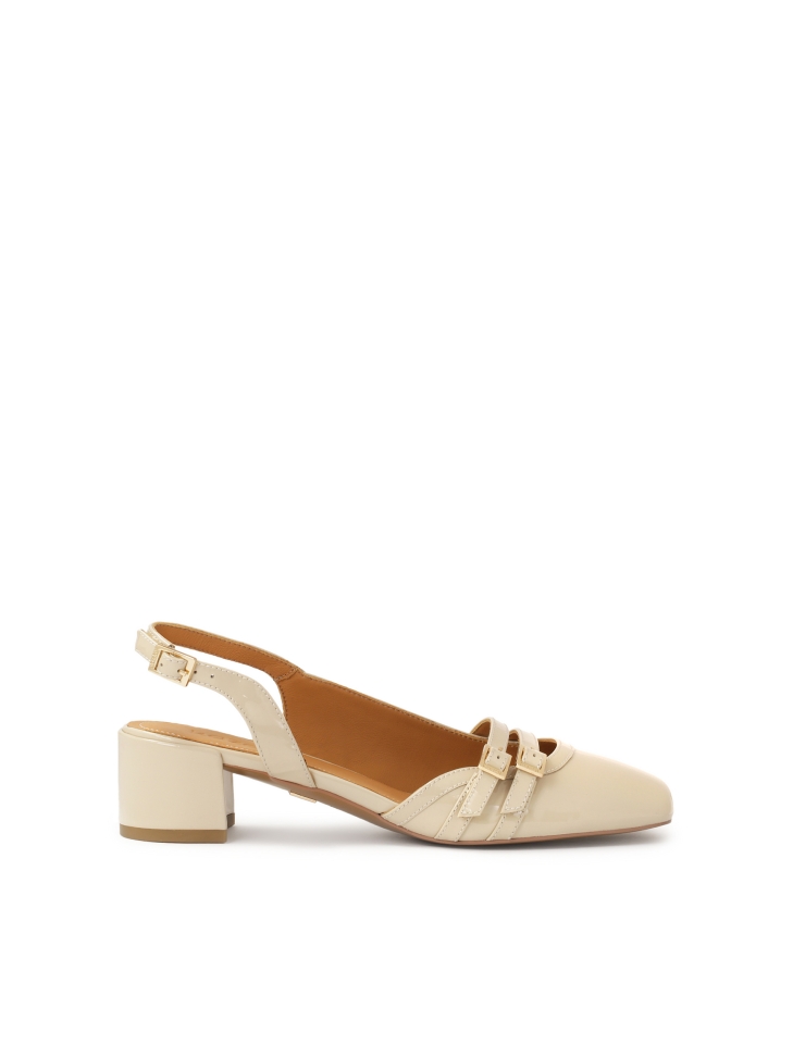 Beige patent leather pumps with cut-out upper