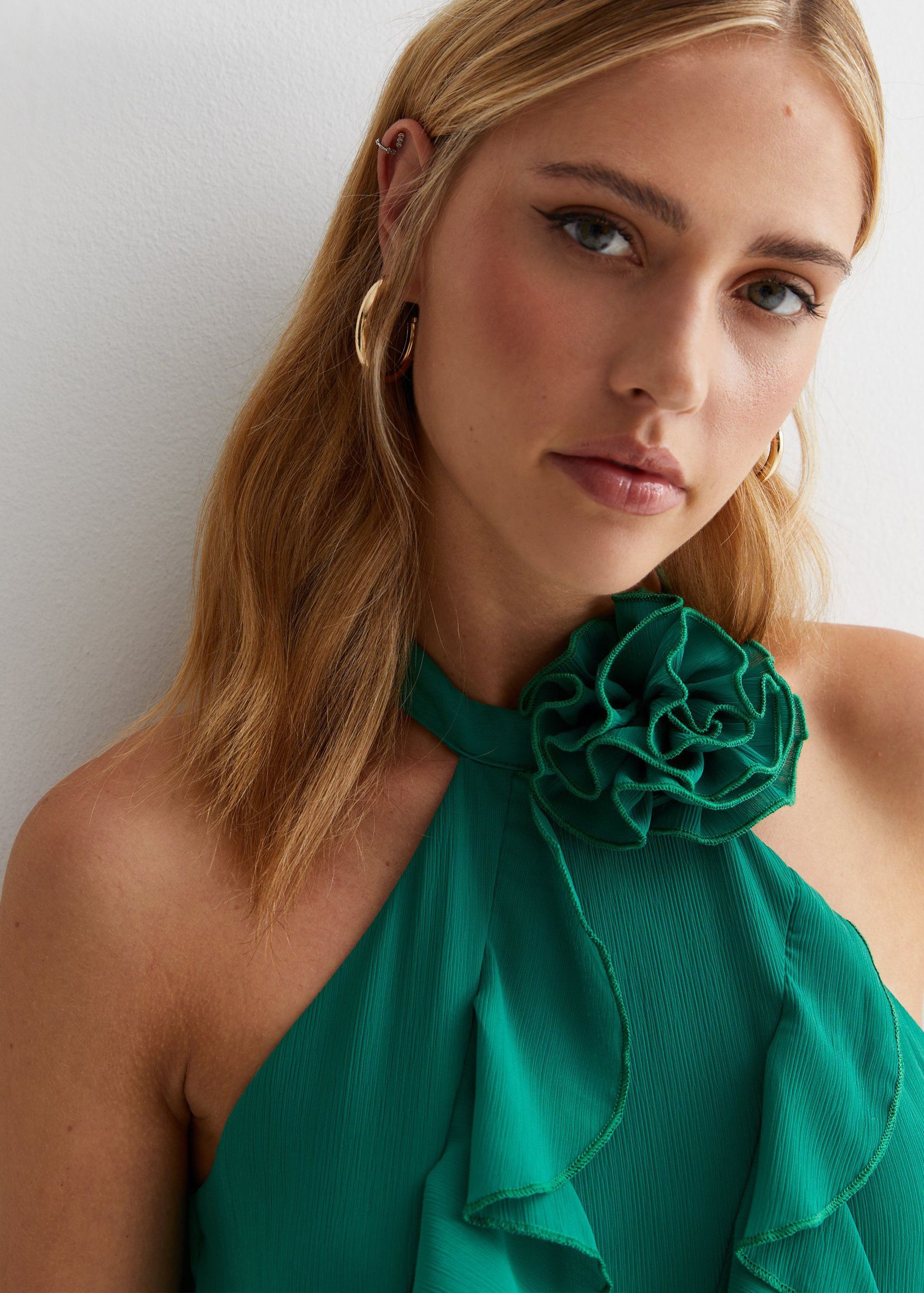 Gini London Green Ruffle Detail Halter Neck Top