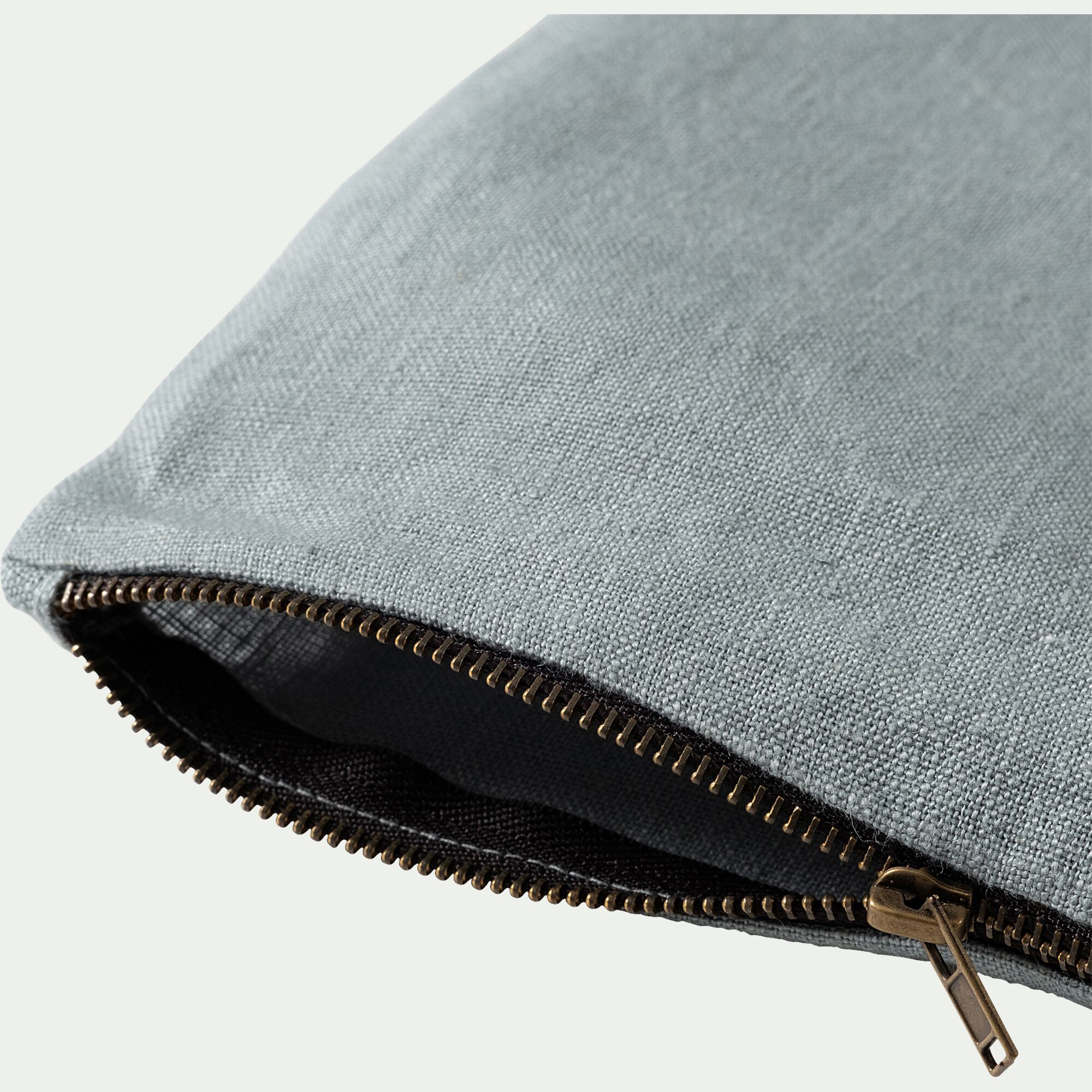 LUCETTE - Trousse de toilette en lin - bleu calaluna