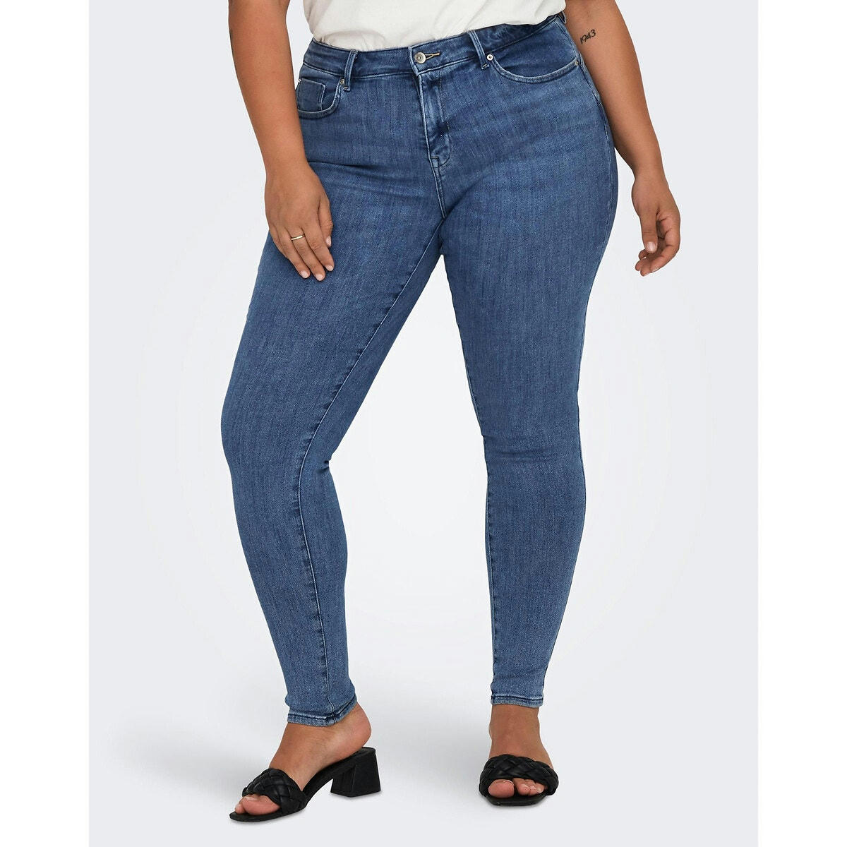 Jean  skinny, taille standard, effet Push Up
