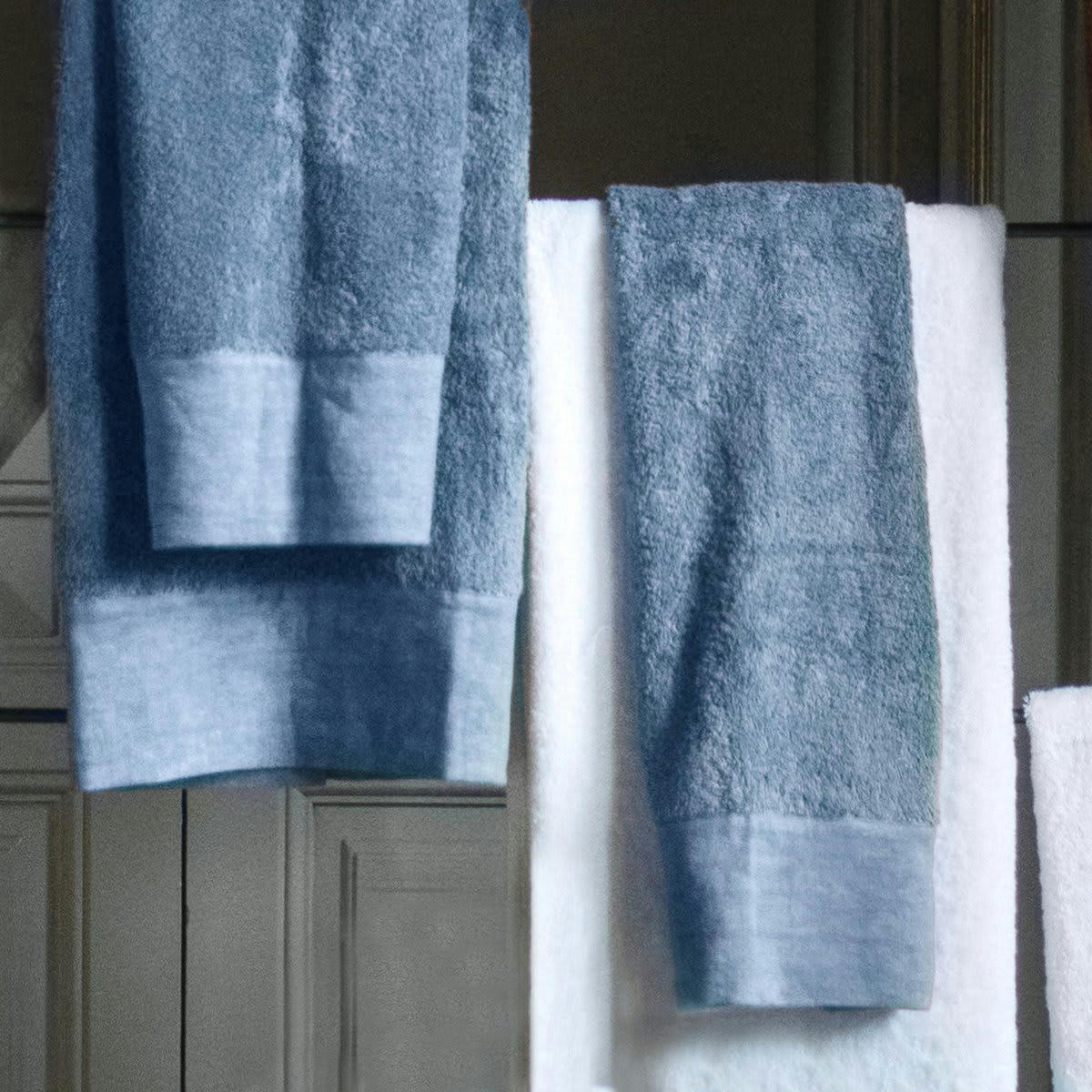 SERVIETTE DE TOILETTE - Serviette de toilette finition lin lavé turquoise 100x150