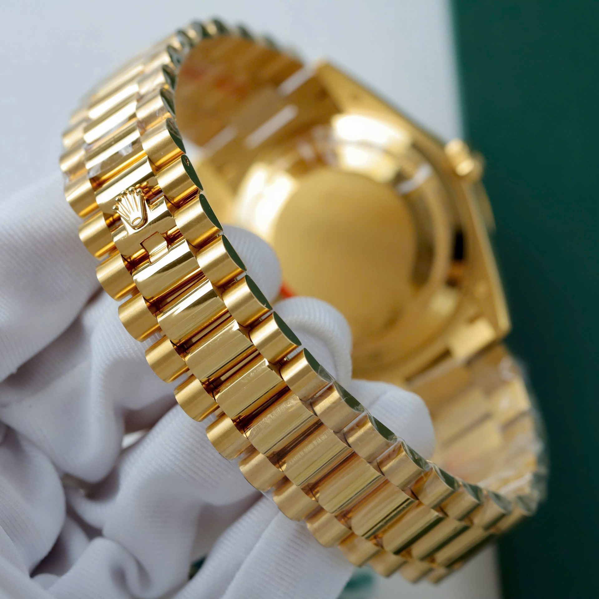 Rolex Day-Date 228238 YG Plated Champagne Roman Numeral Dial 40mm Super Clone