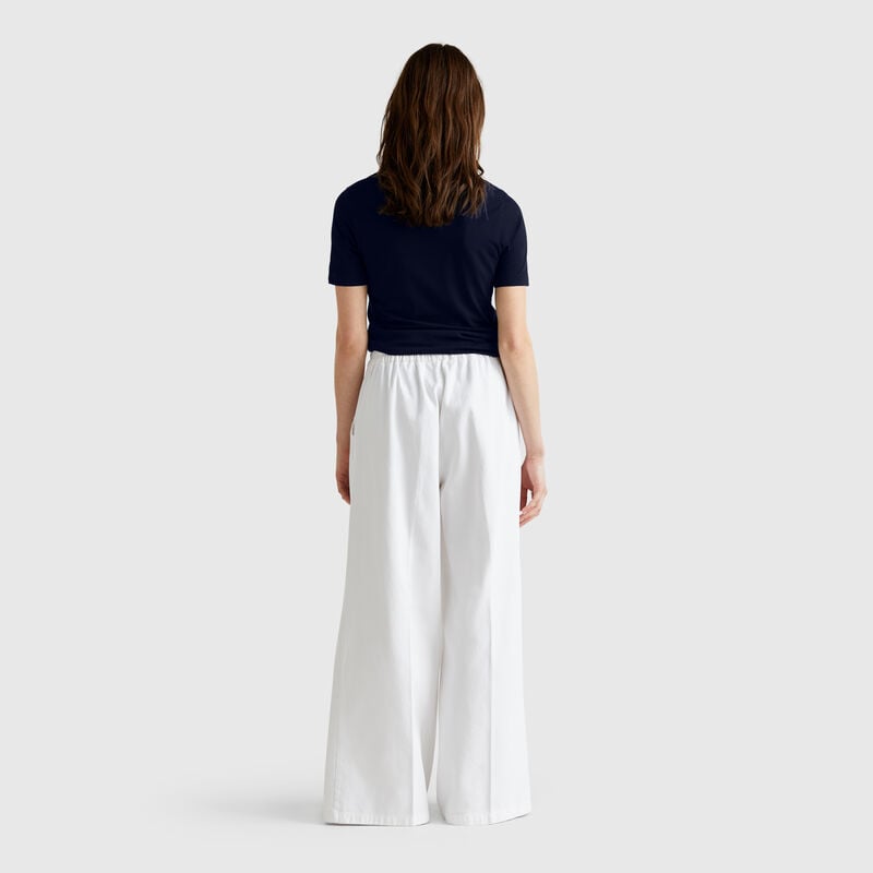 Slim fit t-shirt
