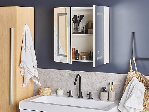 Armoire de toilette blanche avec miroir LED 60 x 60 cm MAZARREDO
