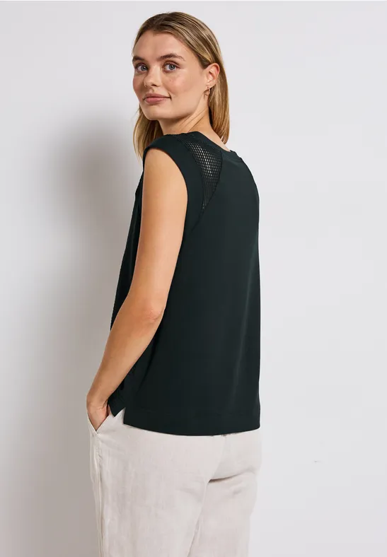 Top mit Mesh-Details