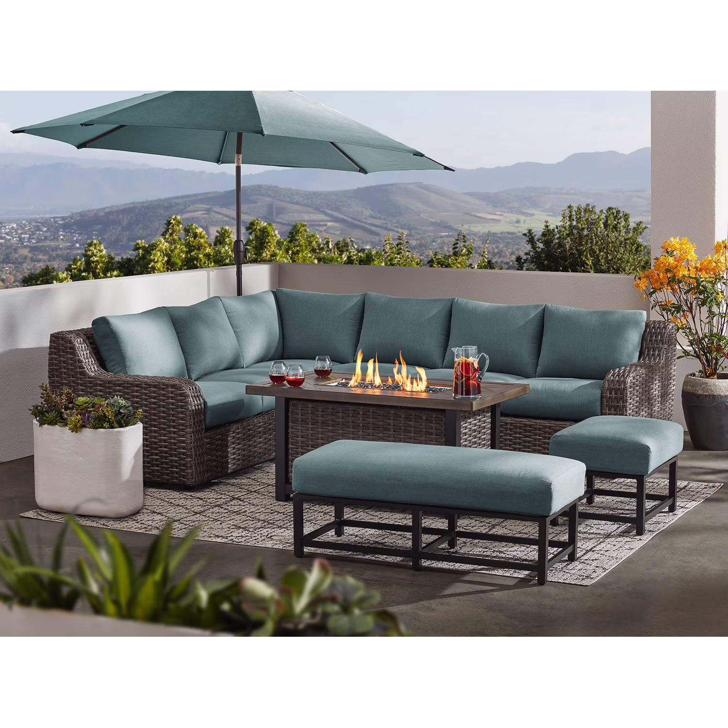 Athena Sectional with Sunbrella Fabric, 7pc