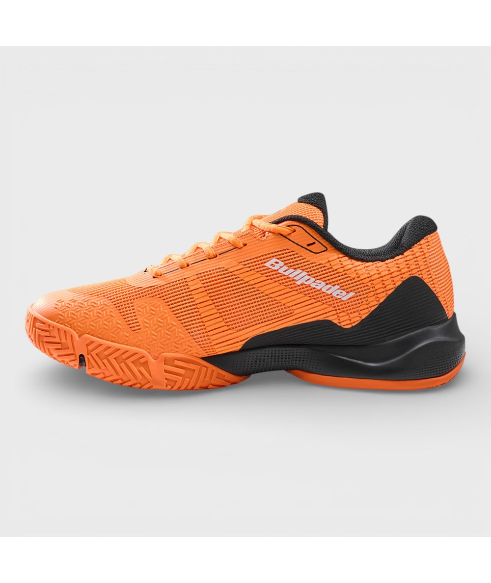 ZAPATILLA BULLPADEL HYBRID FLY 26V NARANJA