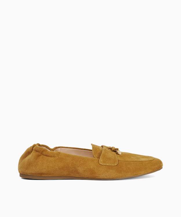 Glamper Tan - Suede Tassel Trim Loafers