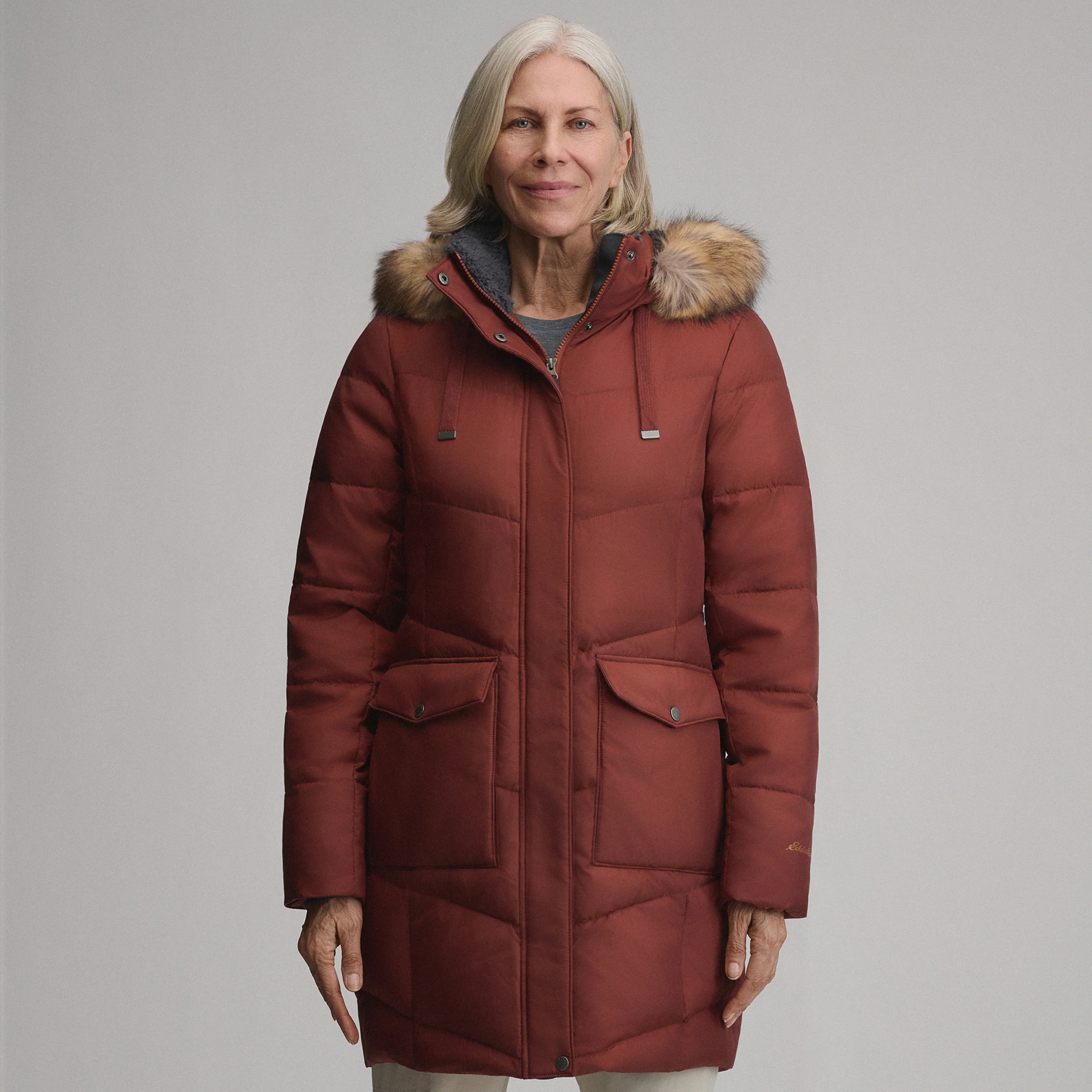Women's Lodge Cascadian Down Hooded Parka