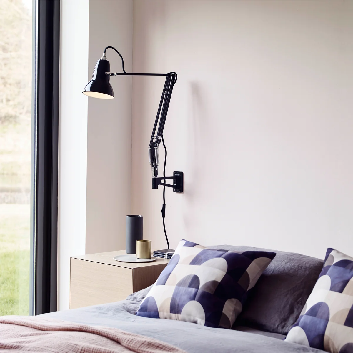 Anglepoise - Original 1227 Wandleuchte mit Wandhalterung, Jet Black (Kabel: schwarz)