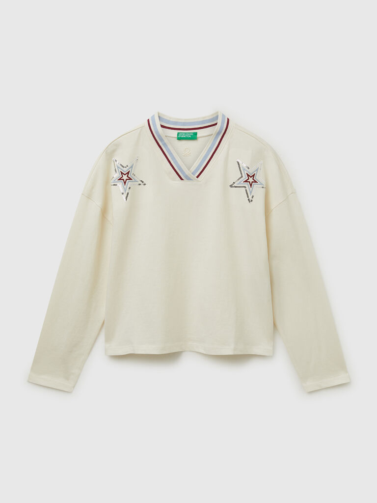 T-shirt with sequin embroidery