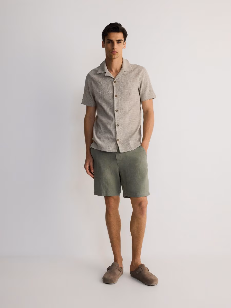 Regular Linen Blend Shorts