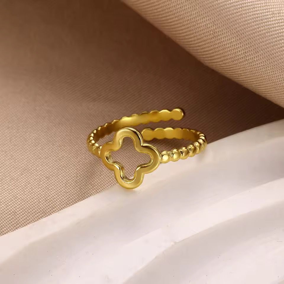 The Colourful Aura Lucky Clover Adjustable Statement Gold/Silver Ring
