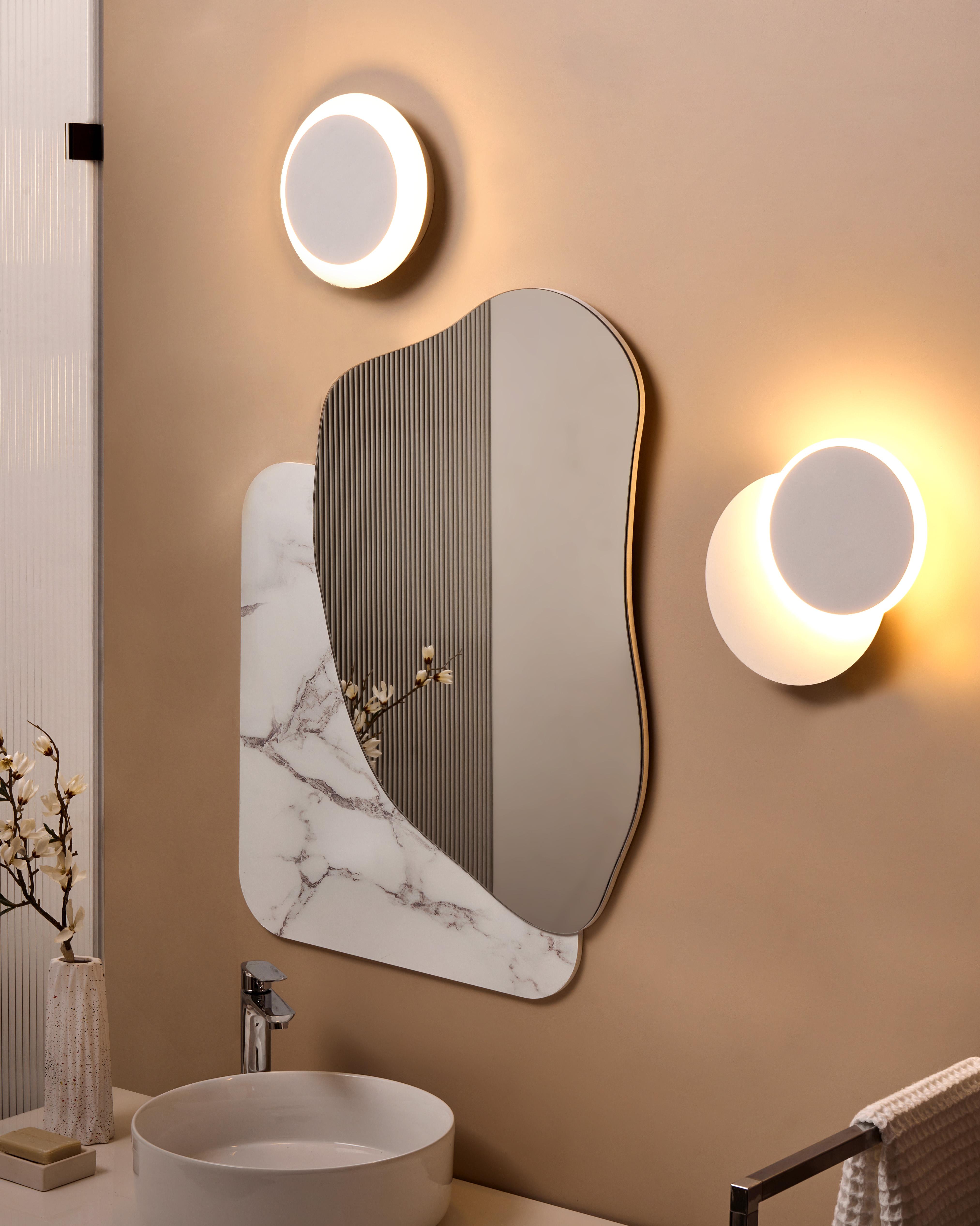 Set of 2 Wall Lamps SEMNON LED Metal White