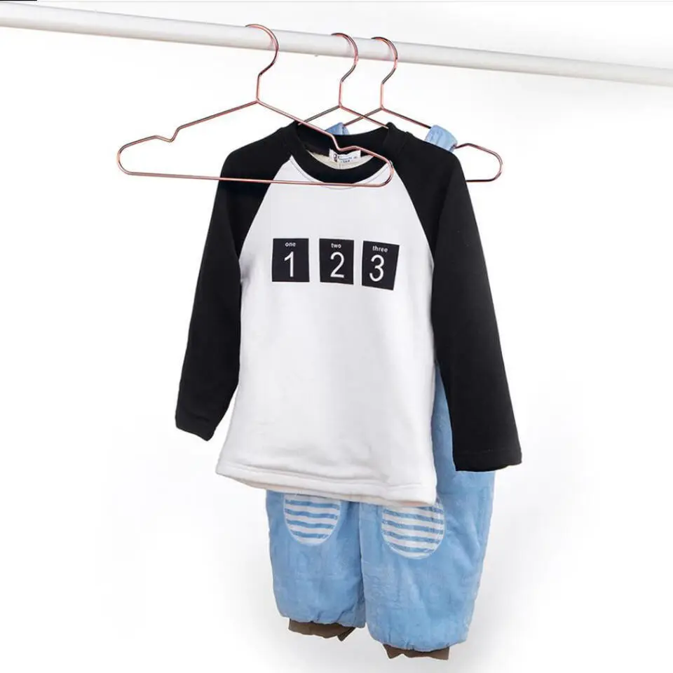 QUVIO Kledinghanger set van 5 - Metaal - Koperkleur