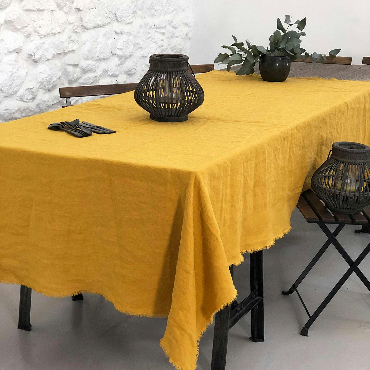 - Nappe en chanvre lavé