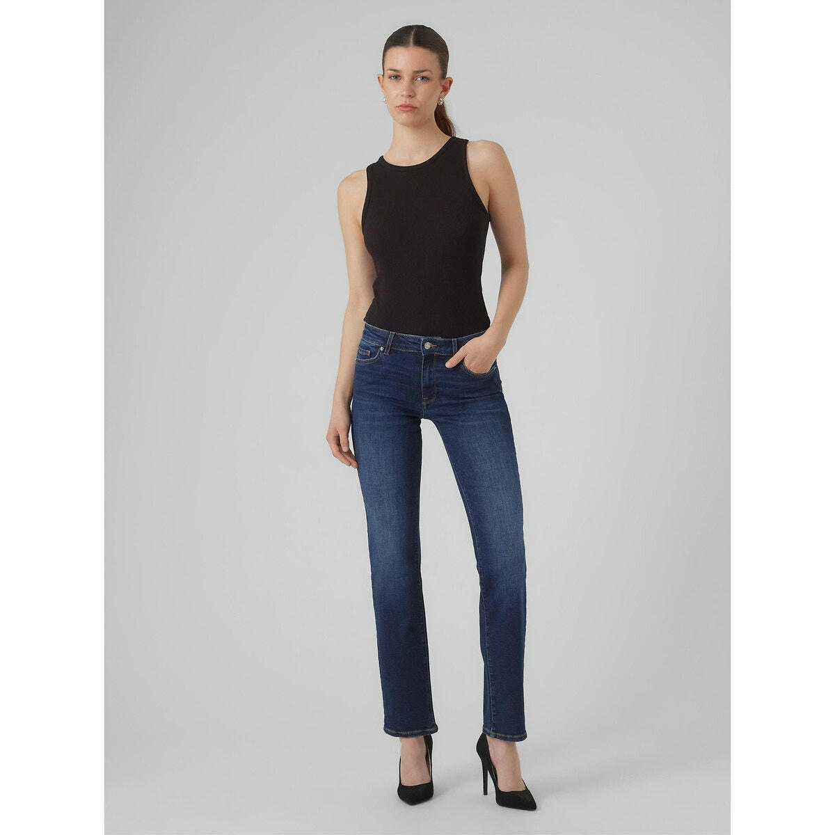 Jean droit, taille standard