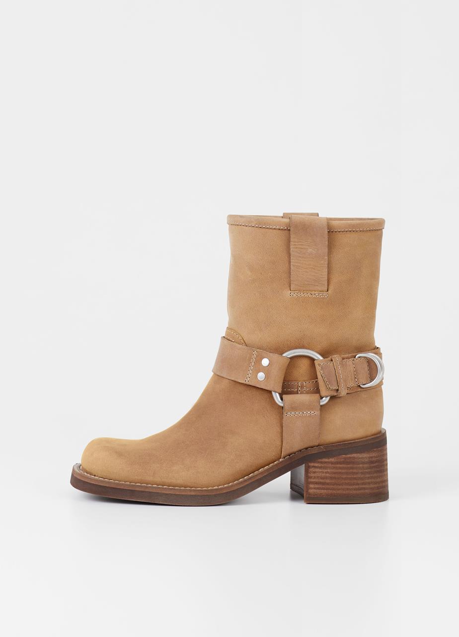 Nour Boots