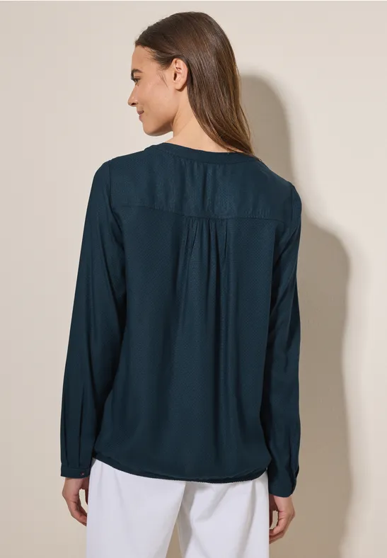 Bluse mit elastischem Saum