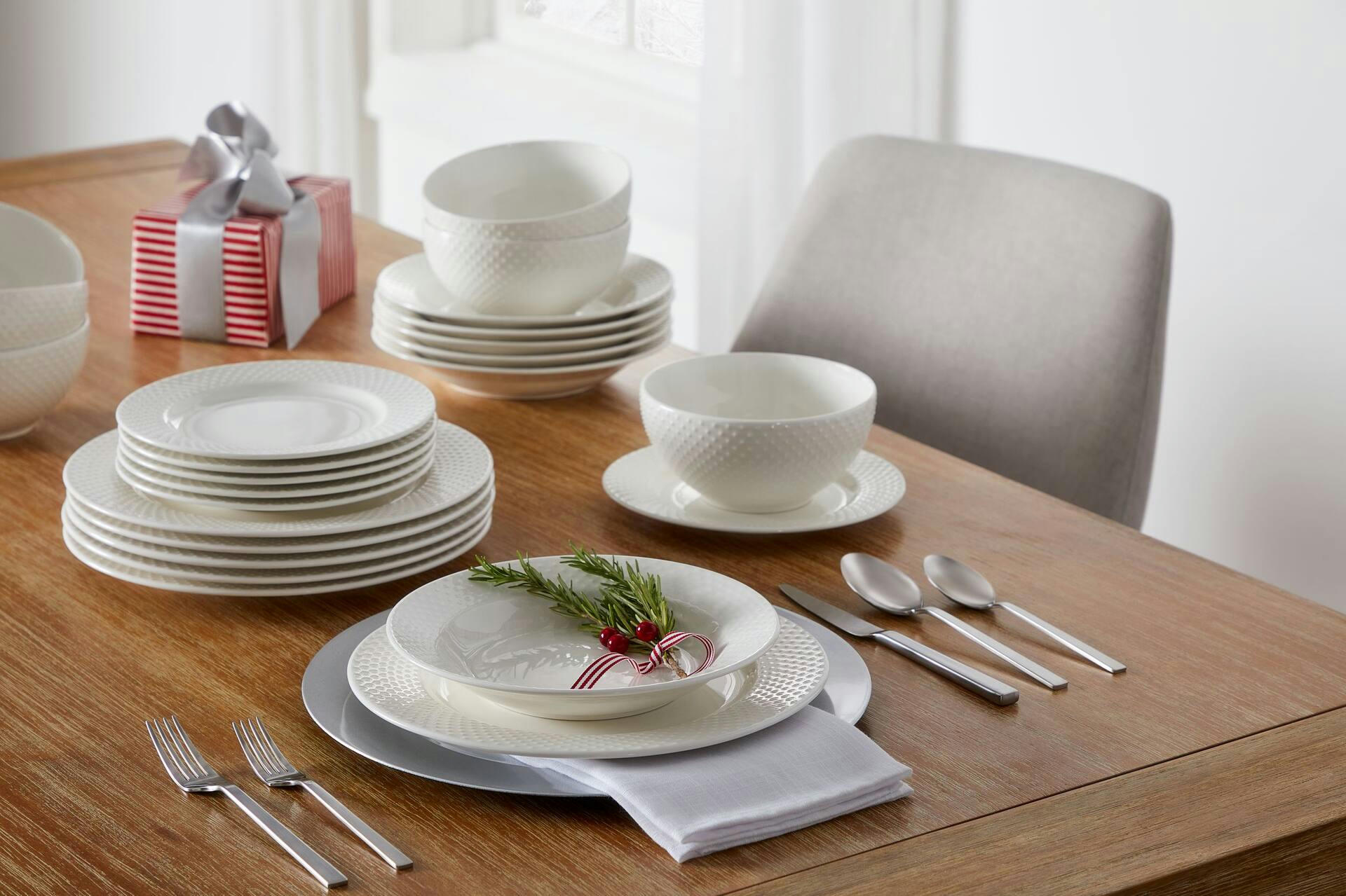 CANVAS Westbrooke Stoneware Dotted Dinnerware Set, Serves 8, 32-pc, White