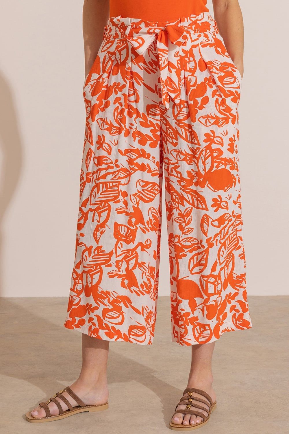Klass. Botanical Print Cropped Wide Leg Trousers