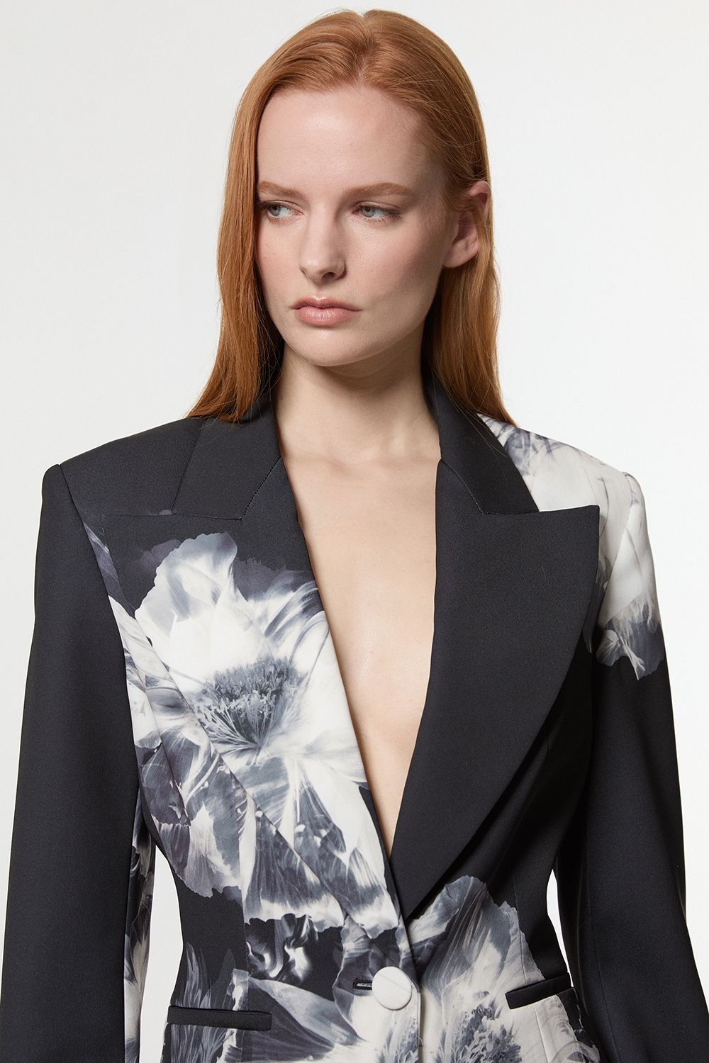 KarenMillen Tailored Crepe Placed Floral Single Breasted Blazer