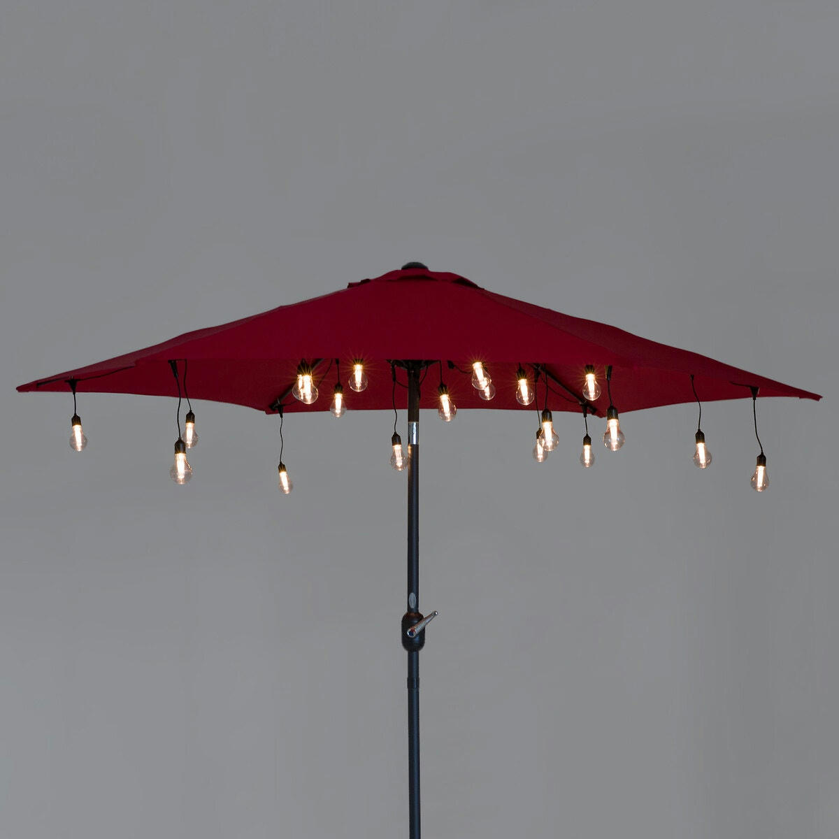 Guirlande lumineuse pour parasol, Masti