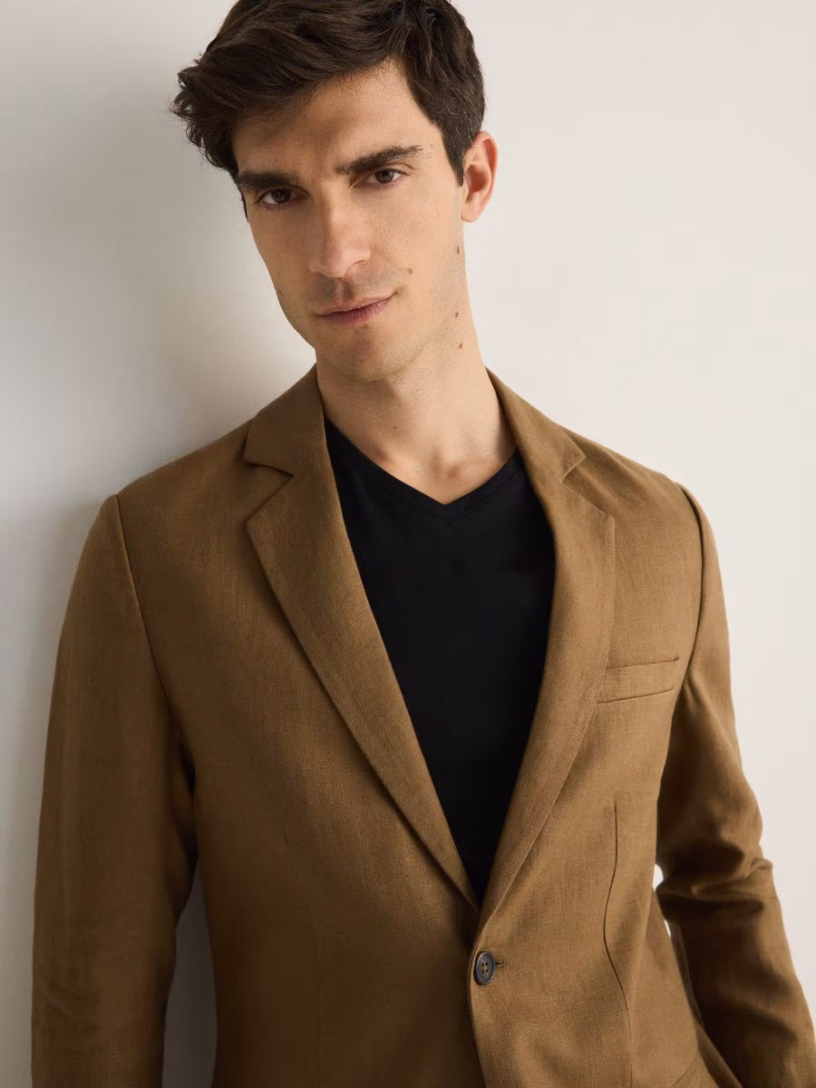 Slim Fit Linen Blazer
