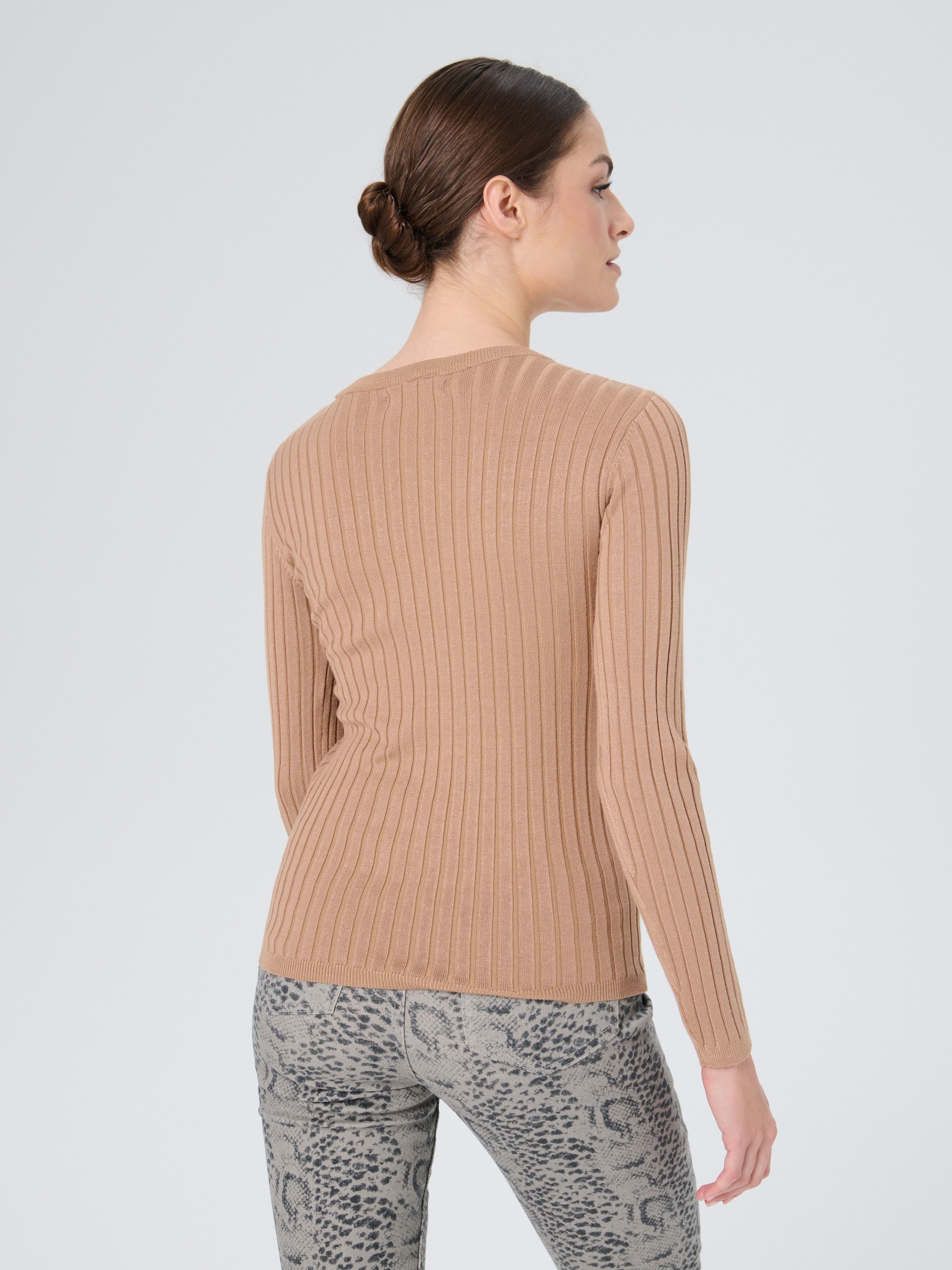 Sweter