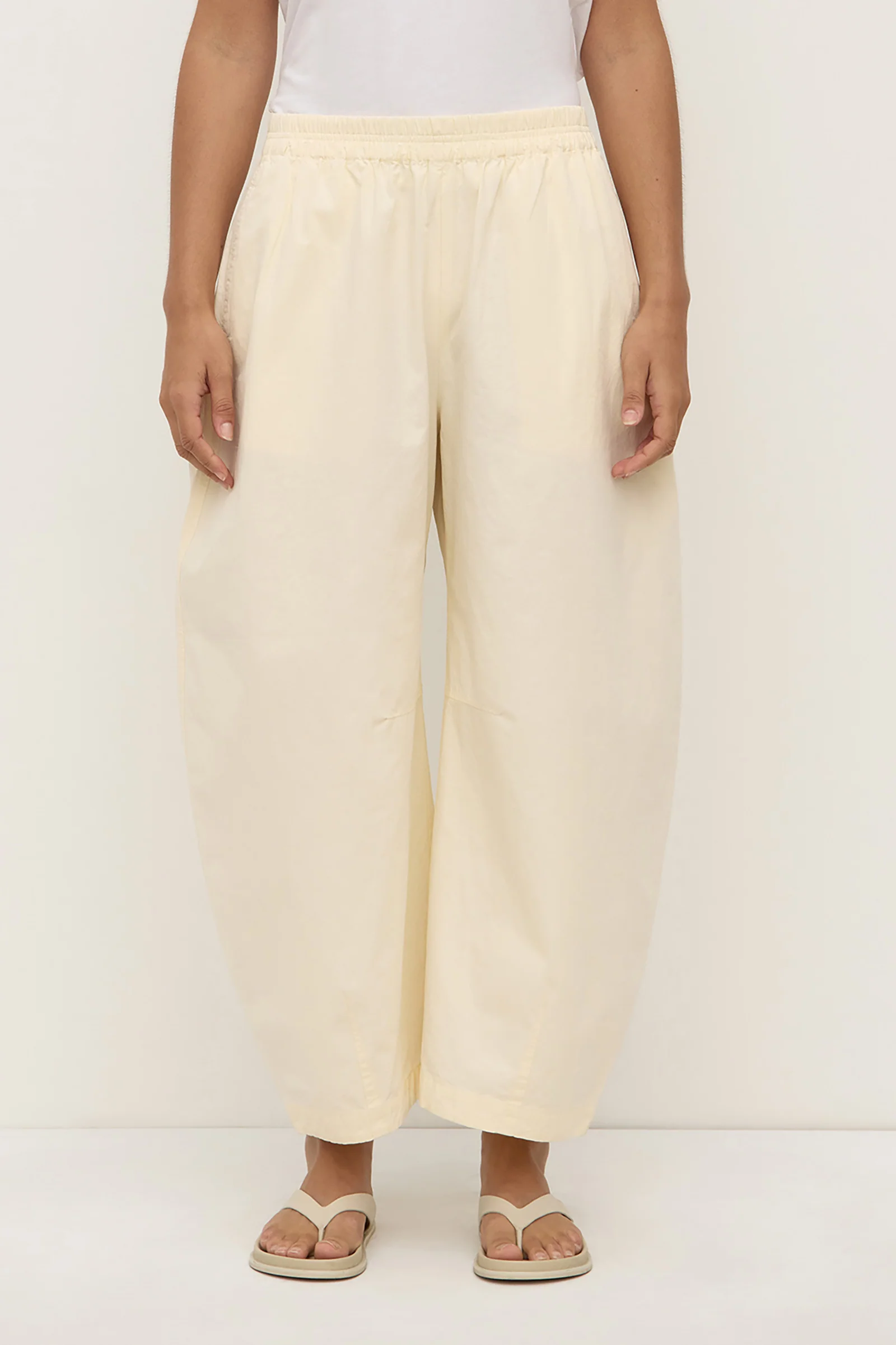 Lola Barrel Pant