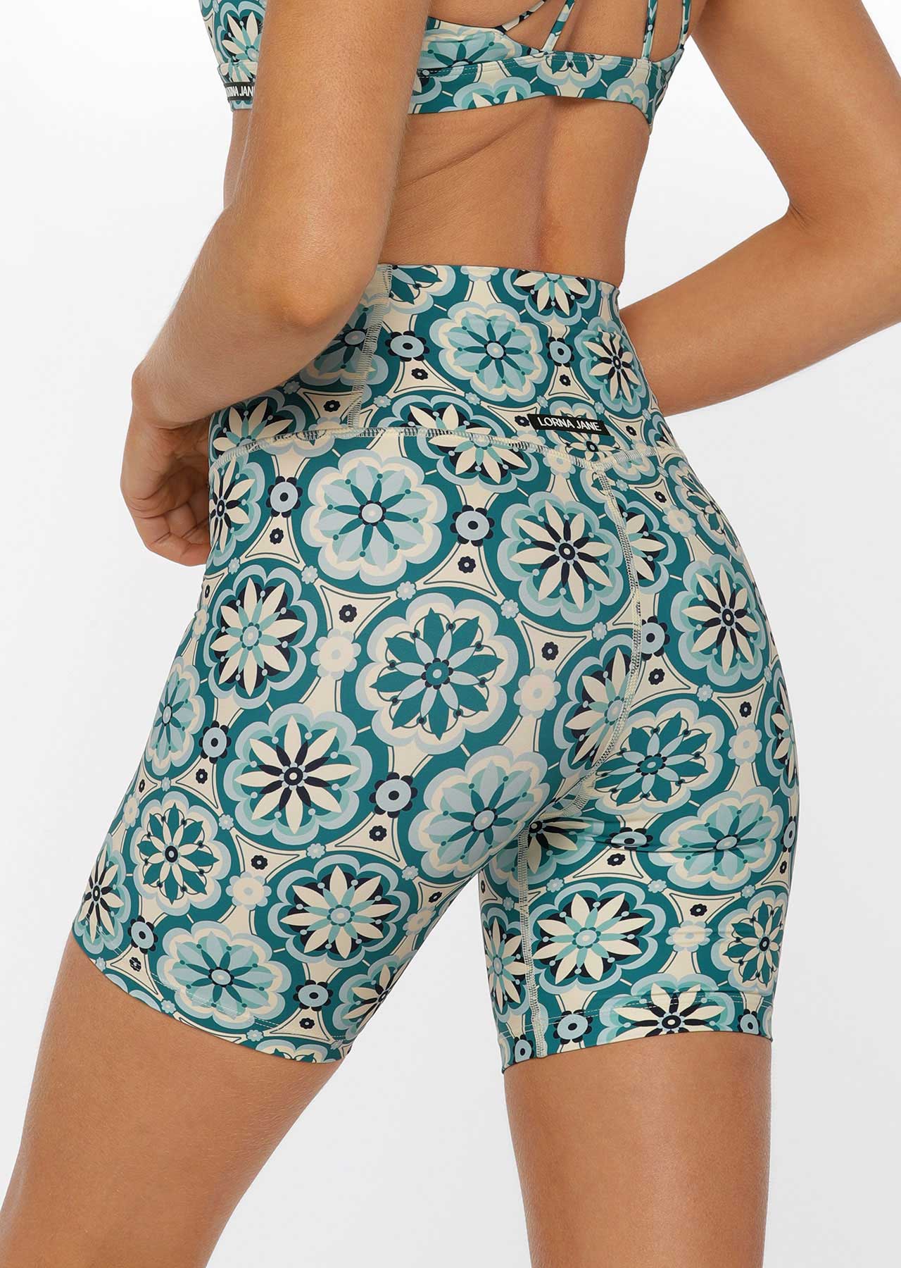 Vacation Meditation Bike Shorts