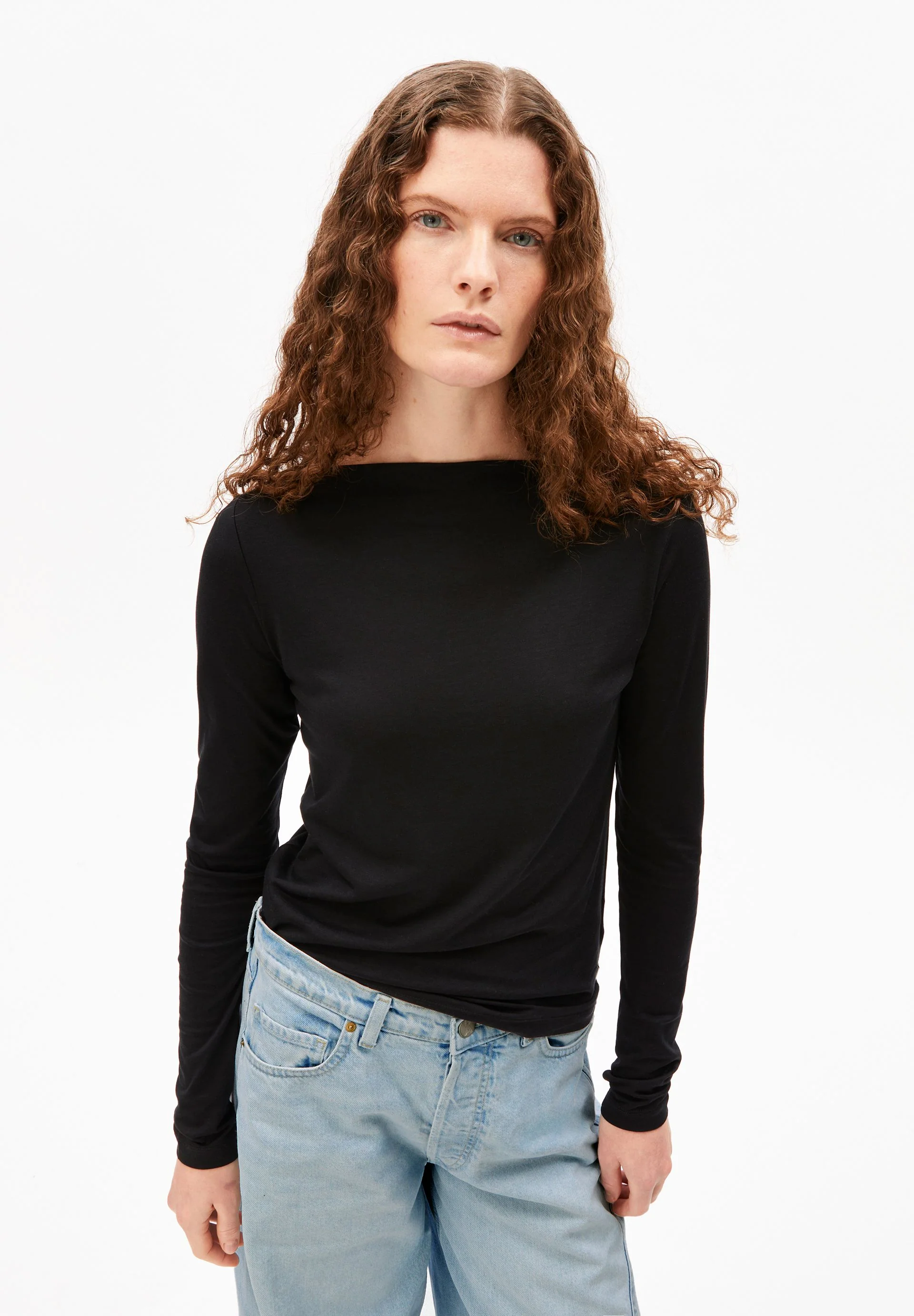 BOAT NECK LANGARMSHIRT