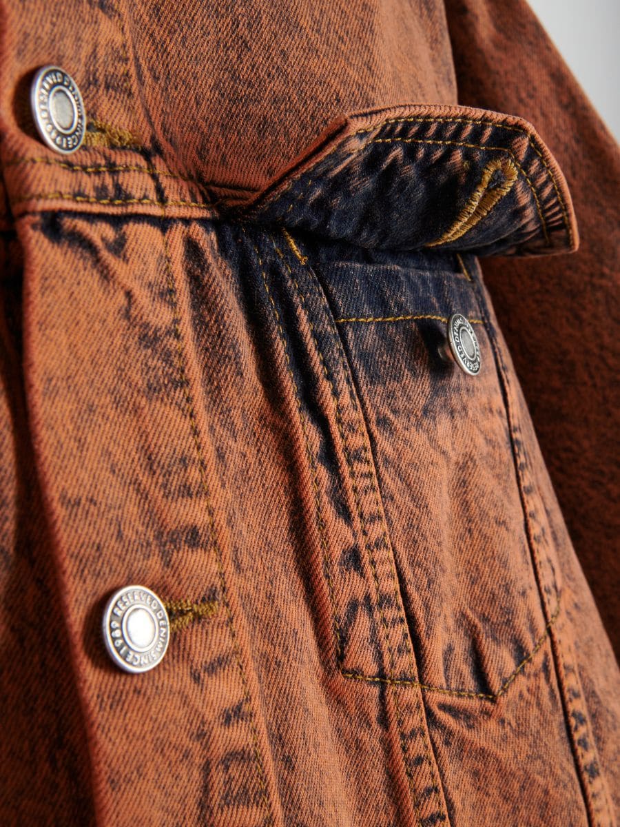Cropped Denim Jacket With Wash Effect