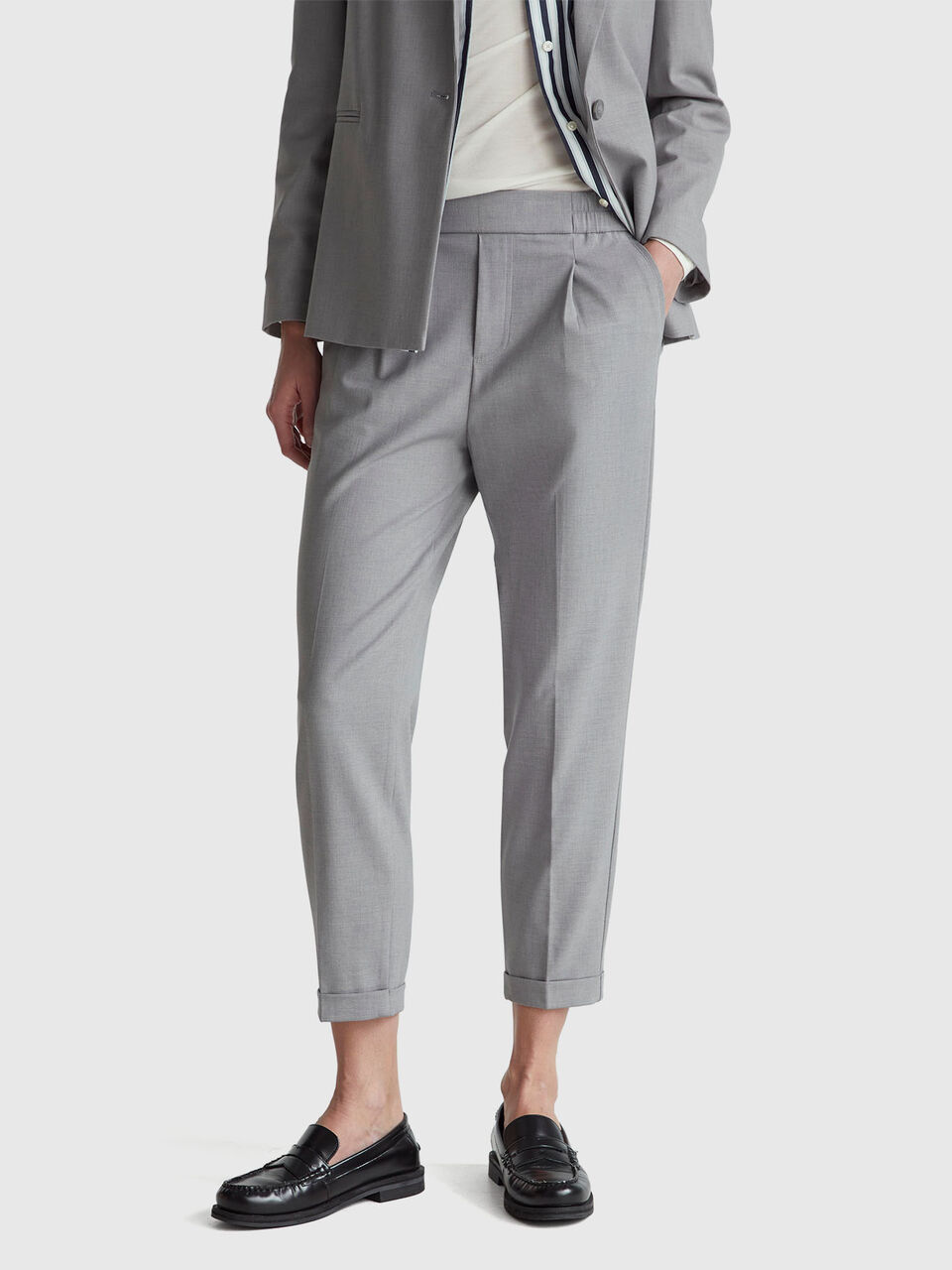 Trousers with cuff in stretch viscose blend