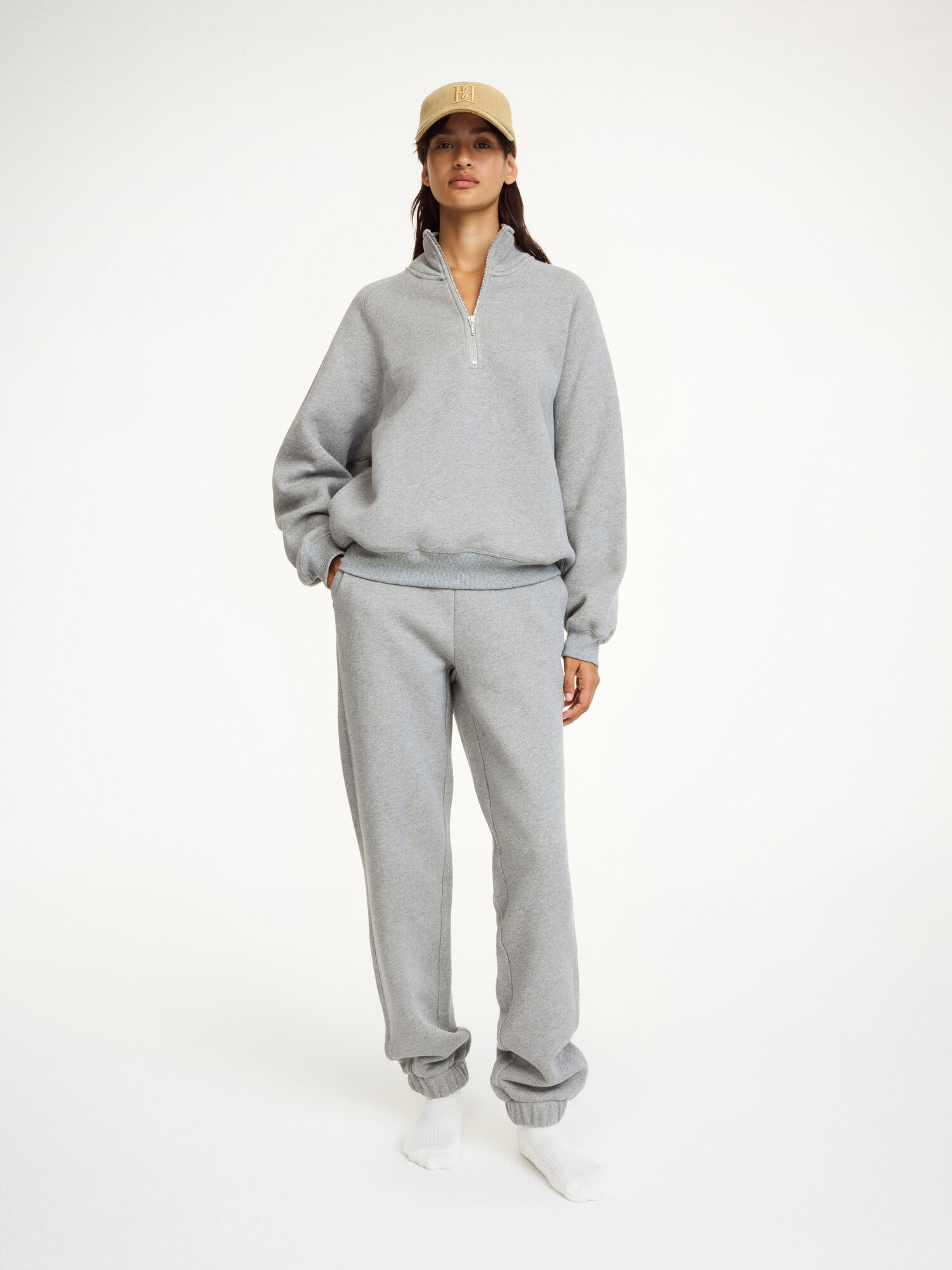 Lipa sweatshirt