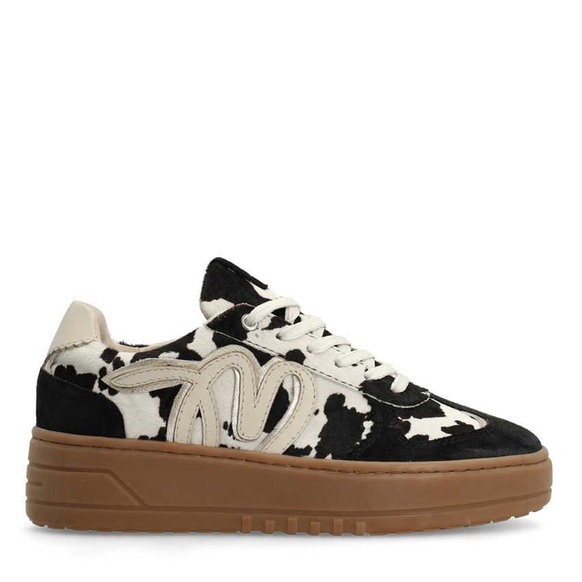 Manfield Zwarte cow print sneakers met pony hair