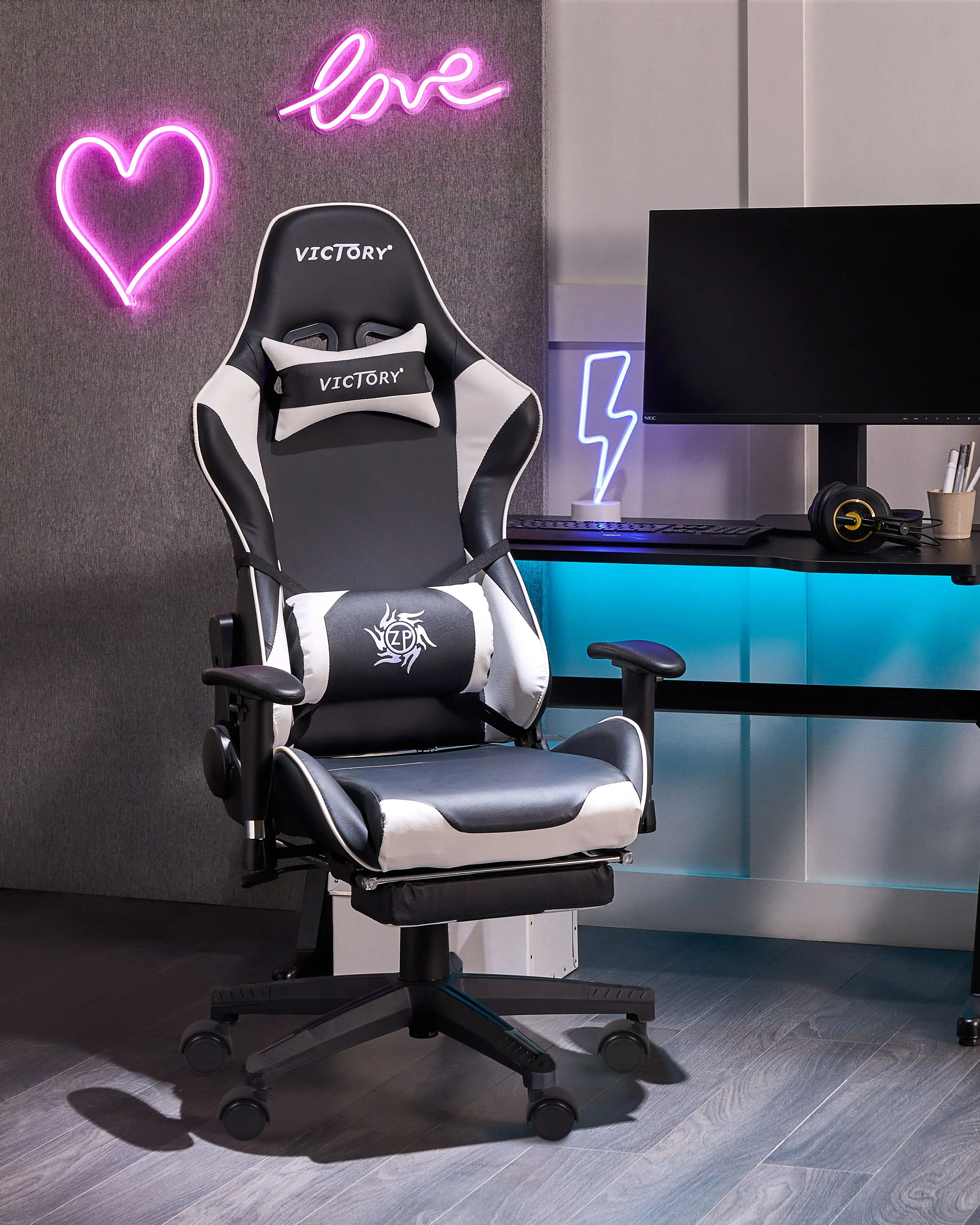 Gaming Chair VICTORY Faux Leather White