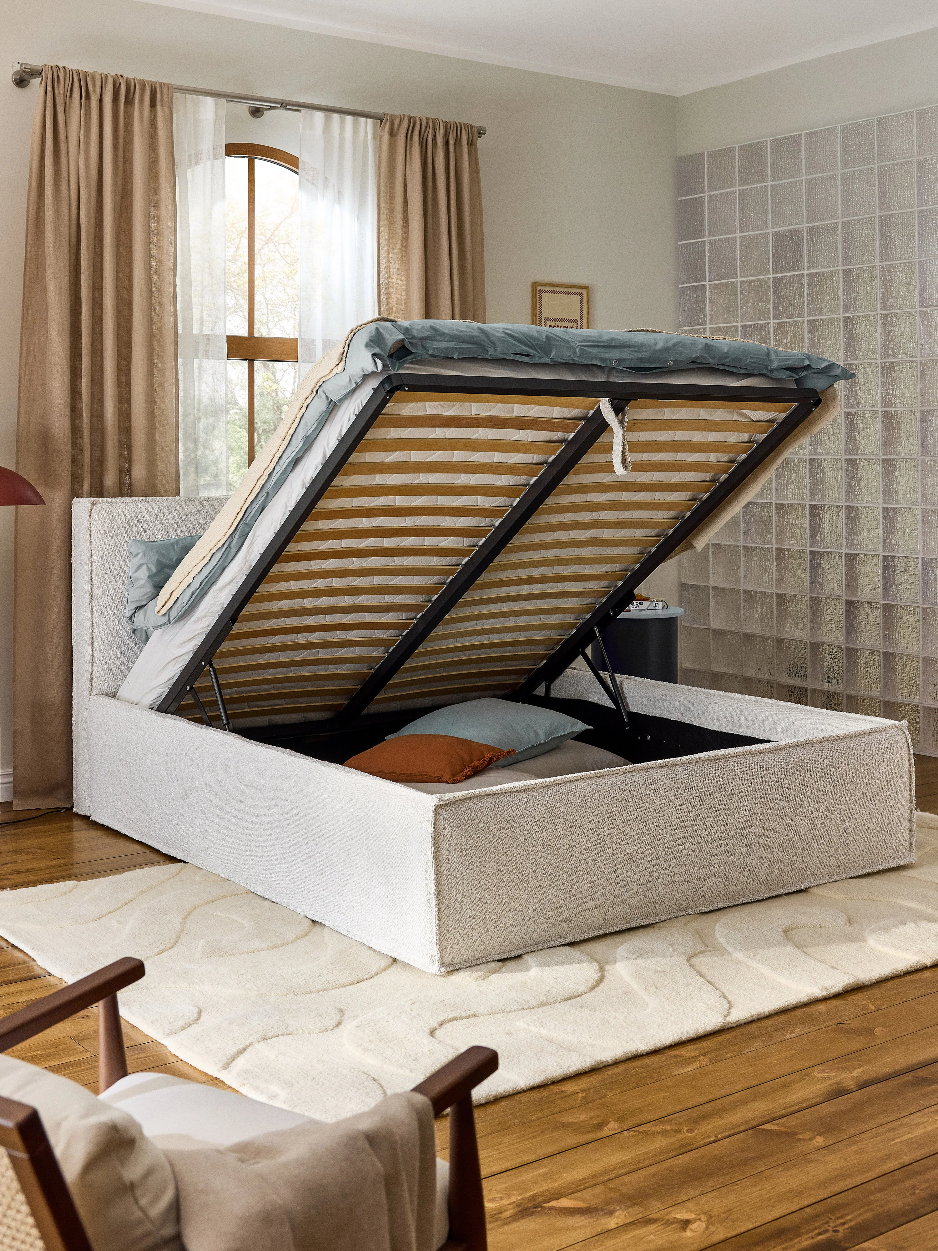Bouclé-Polsterbett Dream mit Stauraum