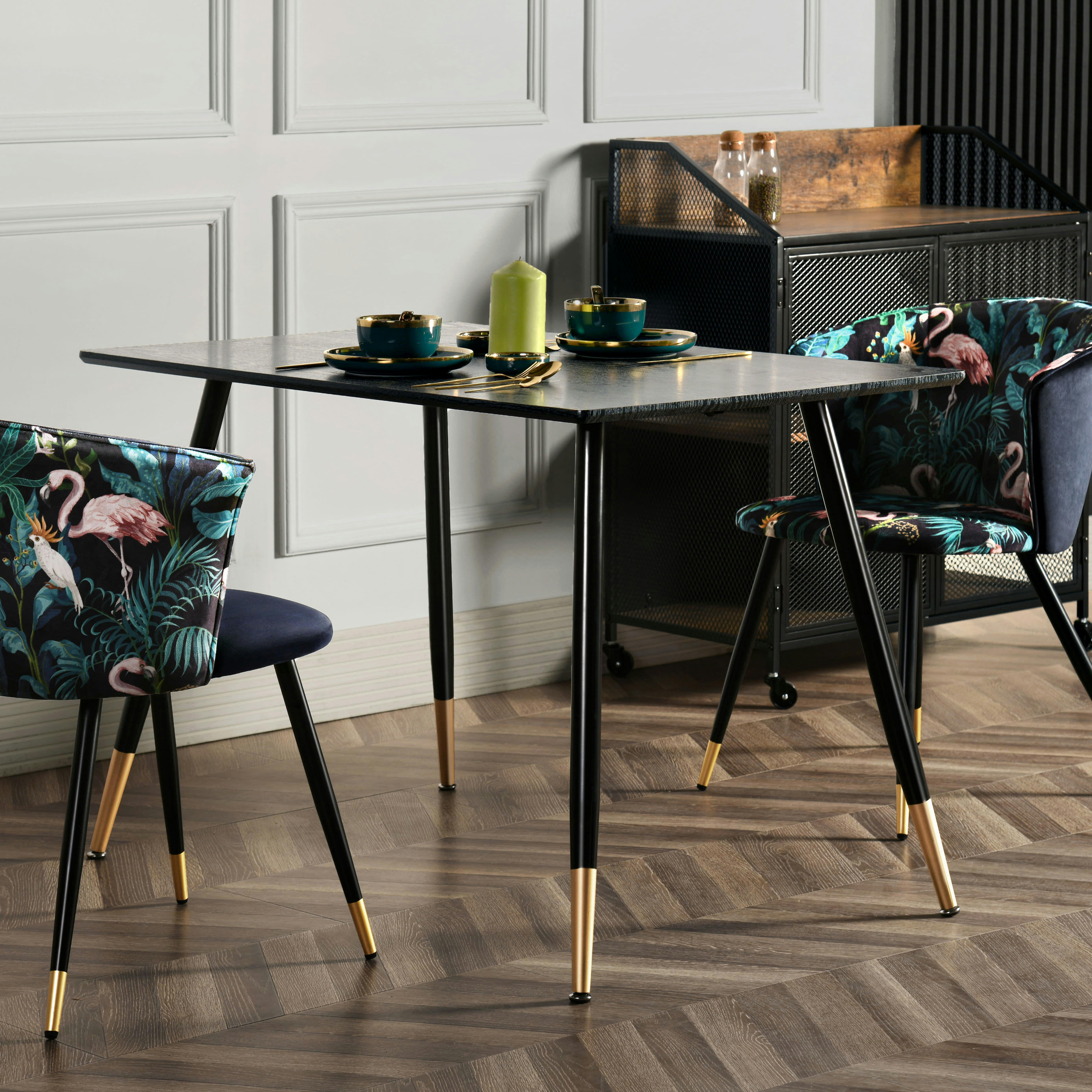 - Table de salle à manger rectangulaire rétro chic noir piedment doré