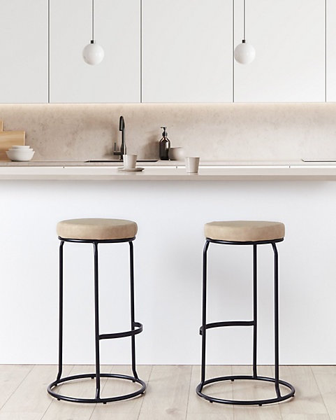 Lot de 2 tabourets de bar MILROY Cuir PU Beige